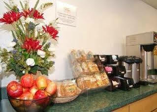 Surestay By Western Airport Hotel 3*