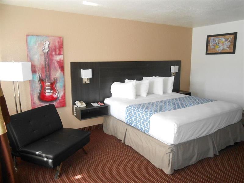 Surestay By Western Airport Hotel 3*