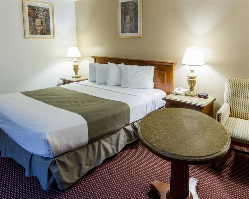 Surestay By Western Airport Hotel